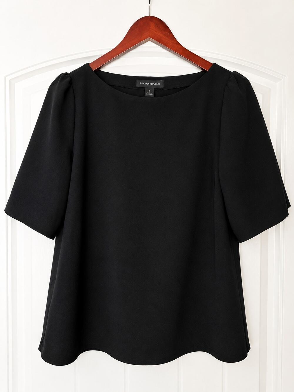 Banana Republic Black Puff Sleeve Blouse Women's Small Crew Neck Career Top